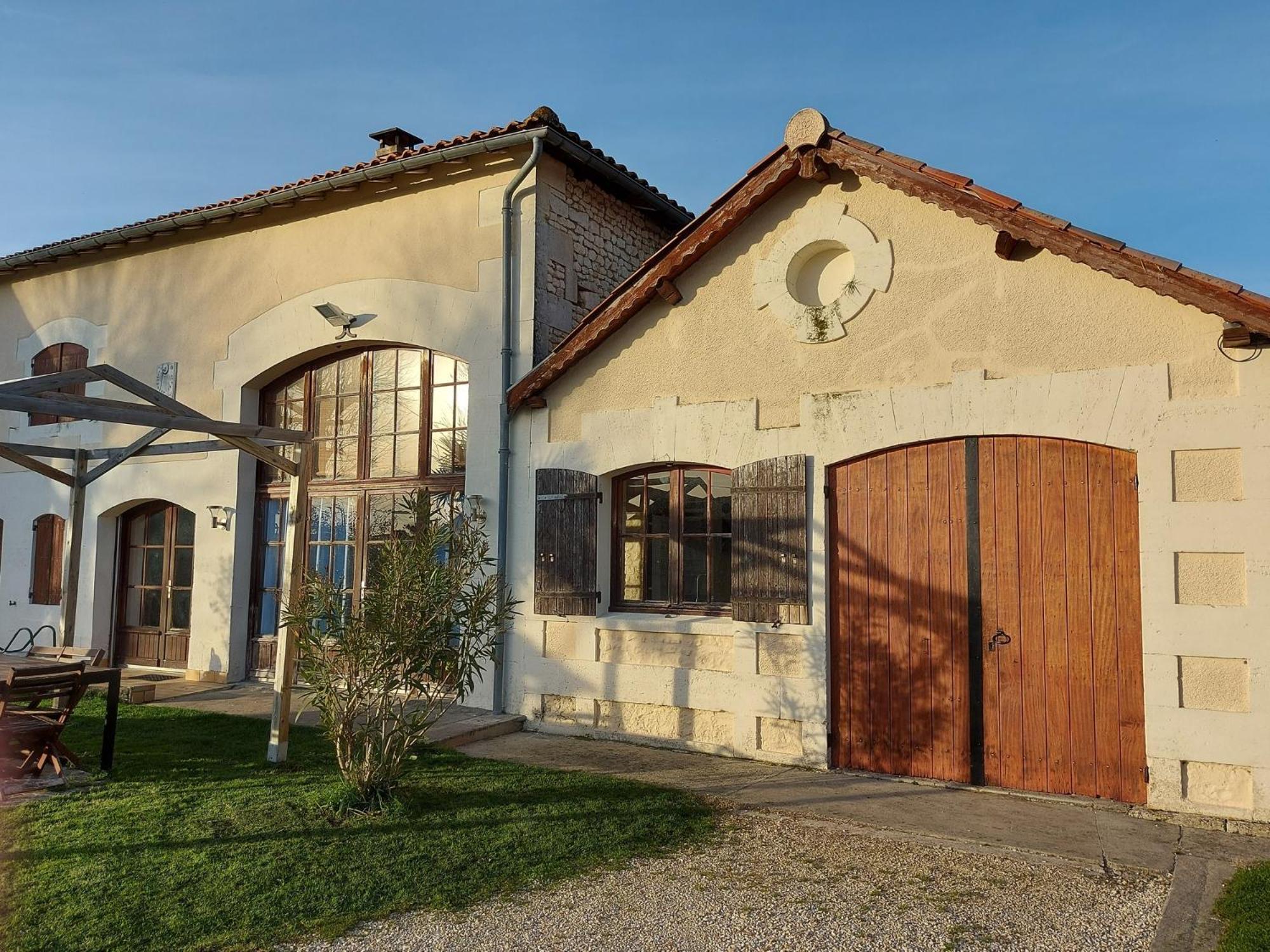 Les Roses De Jonzac Villa Mortiers Exterior photo